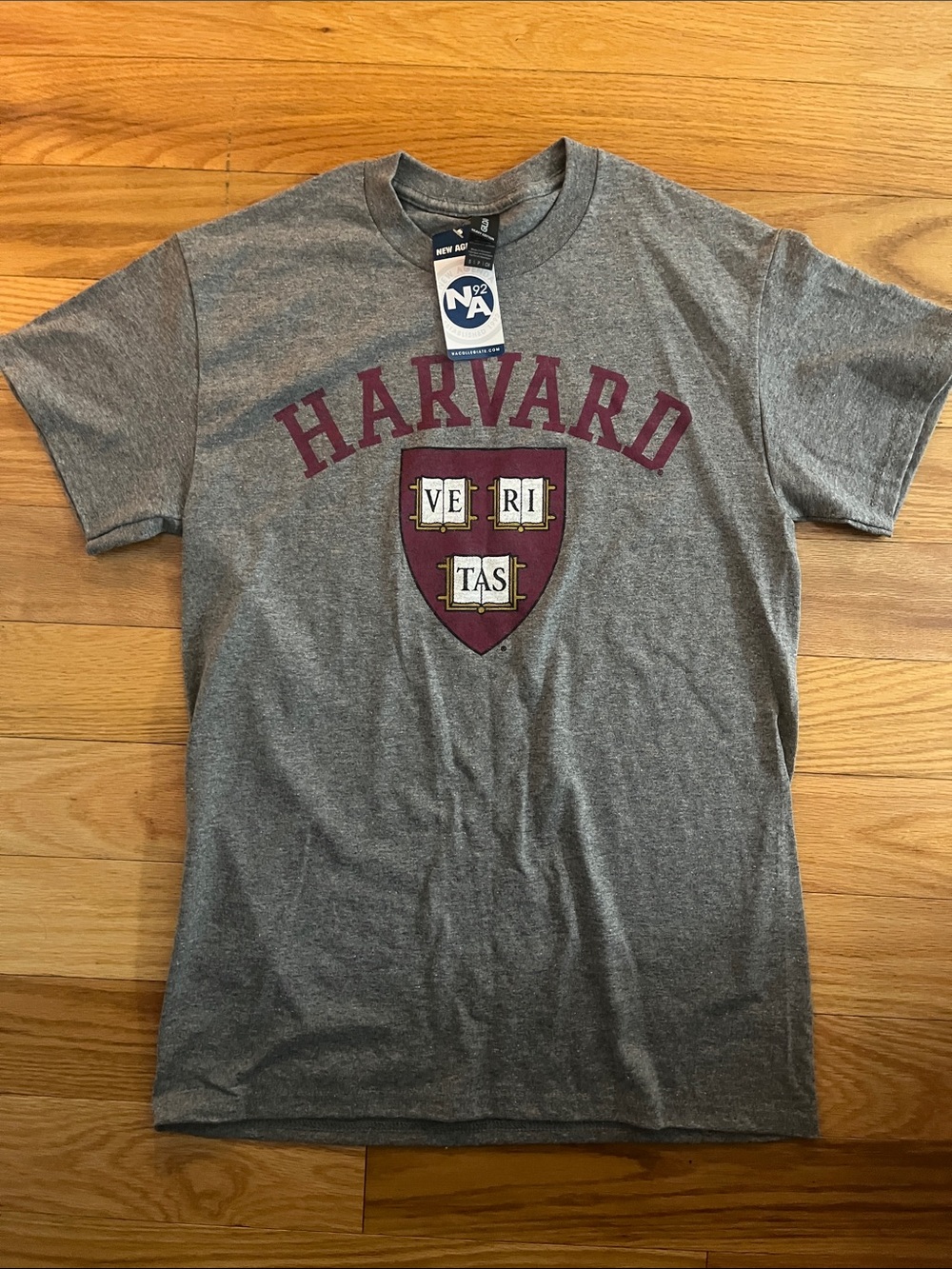 Harvard women’s Gray Short-Sleeve Logo Tee